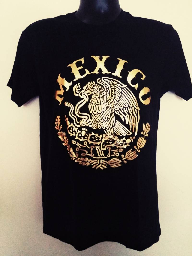 Mexico Gold, Mexiko Wappen Shirt, Gelbgold von RealArtWorkRAW
