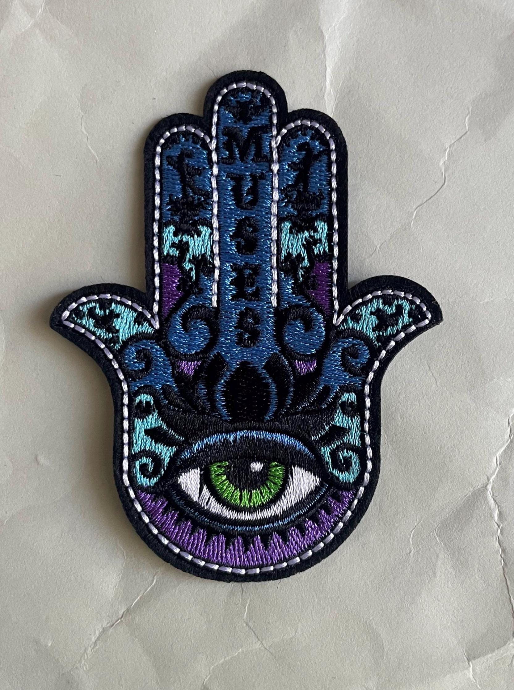 Hamsa Patch With Eye - Muses Embroidered Iron-On Badge Mystical Hand Symbol Queer Feminist Protective Spiritual Accessory Fakeberlin Hamsa Patch With Eye - Muses Embroidered Iron-On Badge Mystical Hand Symbol Queer Feminist Protective Spiritual Accessory Fakeberlin von RealFakeberlin