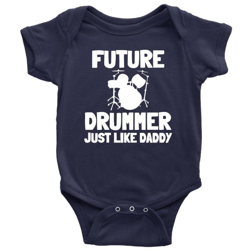 Niedliches Schlagzeuger Baby Shirt - Zukünftiger Genau Wie Papa Geschenkidee Zur Geburt Viele Größen Und Farben von RealPeopleGoods