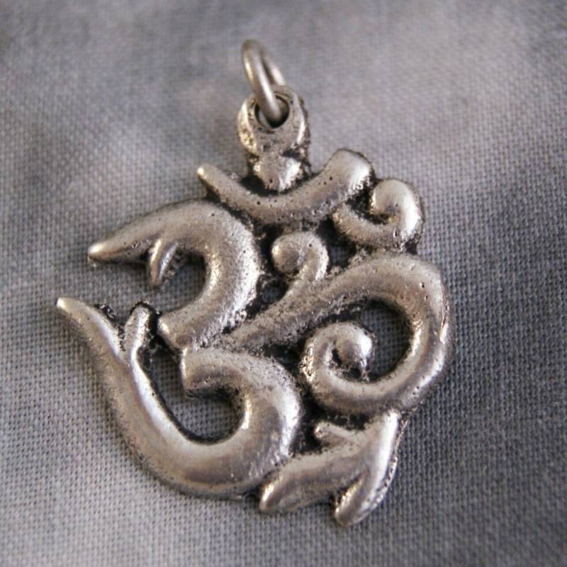 Anhänger Om ~ Sanskrit Nepal | 1017 von RealasiaDE