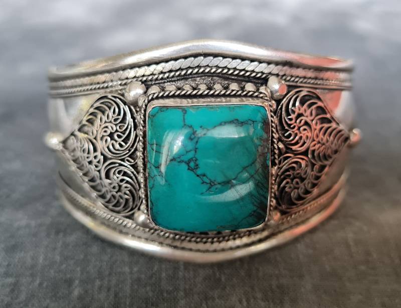 Armreif Filigrane Herzen ~ Türkis Silber Nepal | 1553 von RealasiaDE