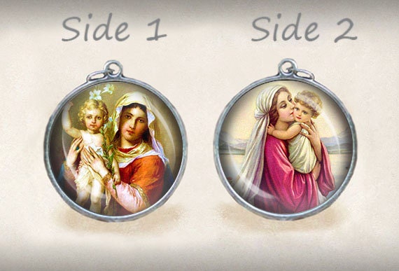 Süße Maria Und Jesuskind Medaille. Mutter Liebe Anhänger Religiöser Schmuck von Realig