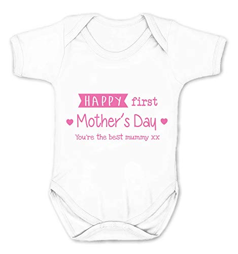 Reality Glitch Happy First Mothers Day Strampler (Weiß/Rosa, 3-6 Monate) von Reality Glitch