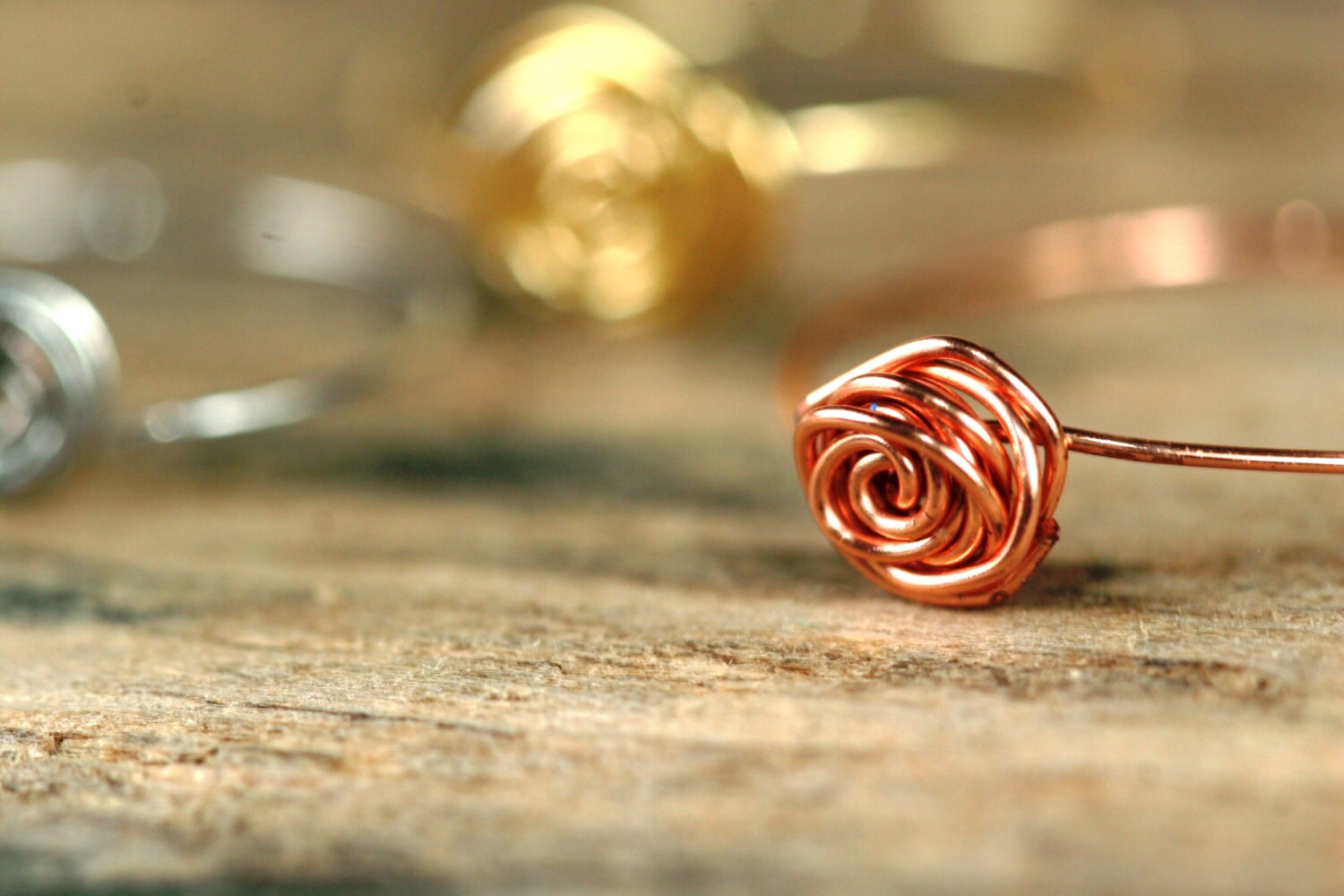 Wirbelringe - Drahtringe Rosen Ring Draht Gewickelt Knotenring Erhältlich in Mehreren Farben Und Größen von RebeccaJewlery