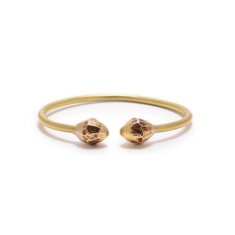 Messing Manschette Armband, Dünne Manschette, Statement-Schmuck, Diamant-Perlen, Messing-Armreif Armbinde, Oberarmreif, Handgefertigte Armband Messing Manschette Armband, Dünne Manschette, Statement-Schmuck, Diamant-Perlen, Messing-Armreif Armbinde, Oberarmreif, Handgefertigte Armband von RebeccaNadlerDesigns