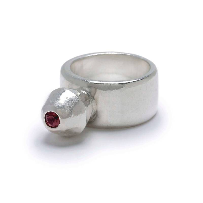 Pink Turmalin Wies Punk-Silberring, Anweisung Stück, Einzigartige, Rosa Edelstein, Klobigen Ring, Handgefertigten Schmuck, Punk-Rock Der 80Er Jahre Pink Turmalin Wies Punk-Silberring, Anweisung Stück, Einzigartige, Rosa Edelstein, Klobigen Ring, Handgefertigten Schmuck, Punk-Rock Der 80Er Jahre von RebeccaNadlerDesigns