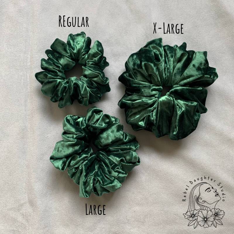 Samt Haargummis | Scrunchies in 3 Größen Xl Angesagtes 90Er Jahre Haar Accessoire von RebelDaughterStudio
