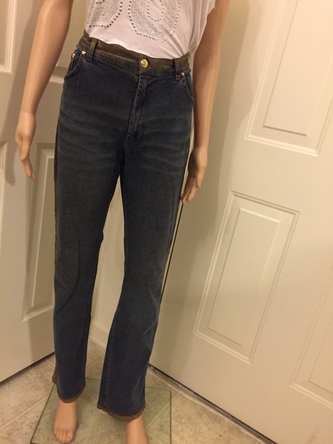 Vintage Mcm-Jeans Größe 32 | 8M Vintage Mcm-Jeans Größe 32 | 8M von Rebelioustrends