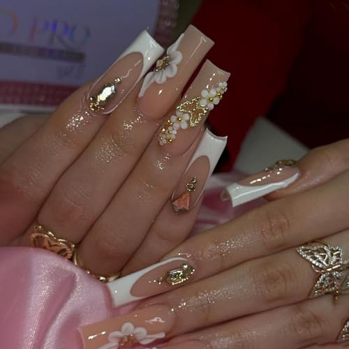 Moderne On Nails Mit Strasssteinen Und 3D Blumendetails Quadratische Künstliche Nägel Für Frauen Und Mädchen von Rebellious