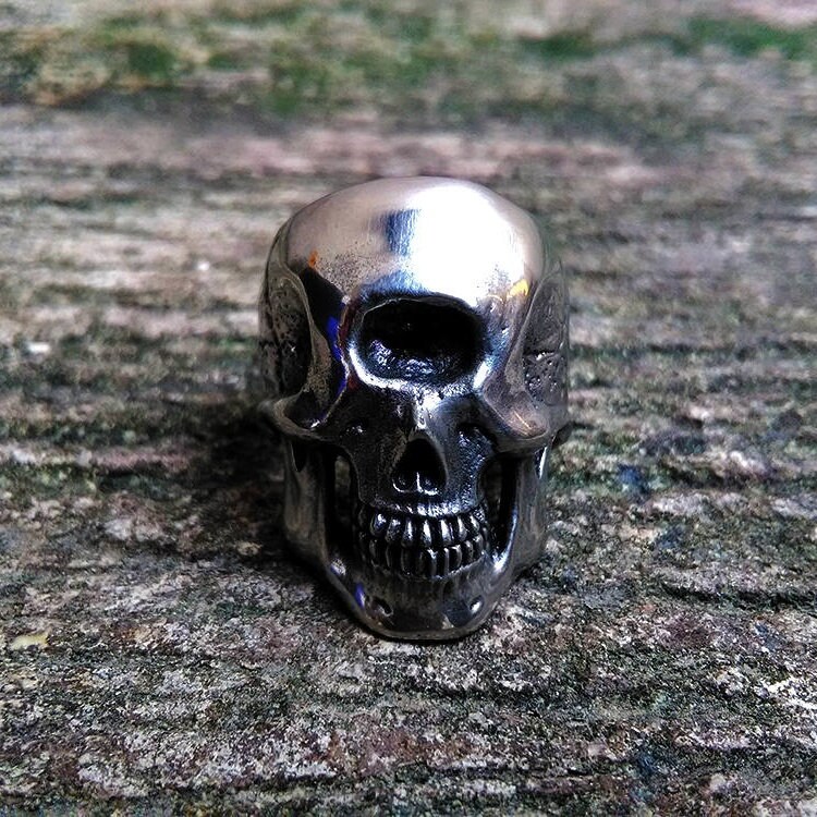 Cranio Illuminati - Schädelring Mit Einem Auge, Zyklop Stil, Handgemachter Rock'n'roll-Zinnschmuck, Perfektes Geschenk Für Ihre Lieben von Rebeltraderjakarta