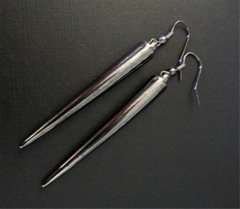 Kaufen 2 Erhalten 3rd Kostenlos Rotguss Spike Ohrringe/Gothic /Lange Kaufen 2 Erhalten 3rd Kostenlos Rotguss Spike Ohrringe/Gothic /Lange von Rebeltude