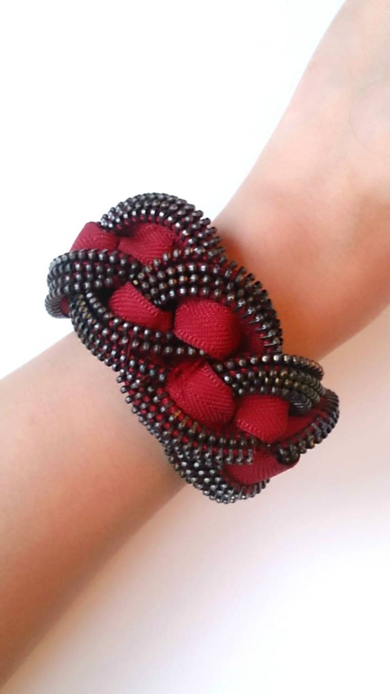 Die Chainmail Zipper Armband Manschette von ReborneJewelry