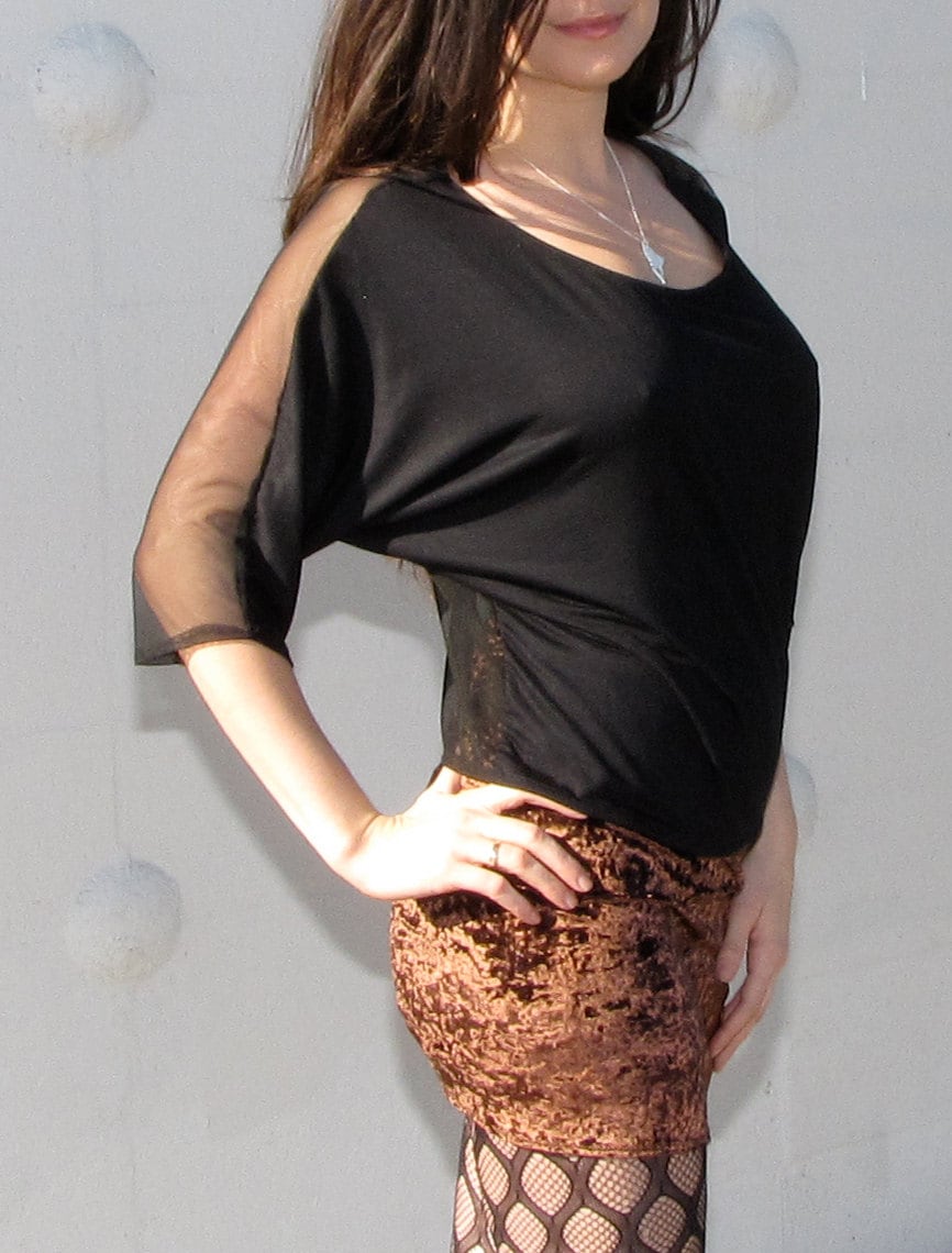 Netz Shirt - Handgemachte Frauen Kleidung Schwarz Schiere Top Handgefertigten Gothic Batwing-Spitze von RechercheClothing