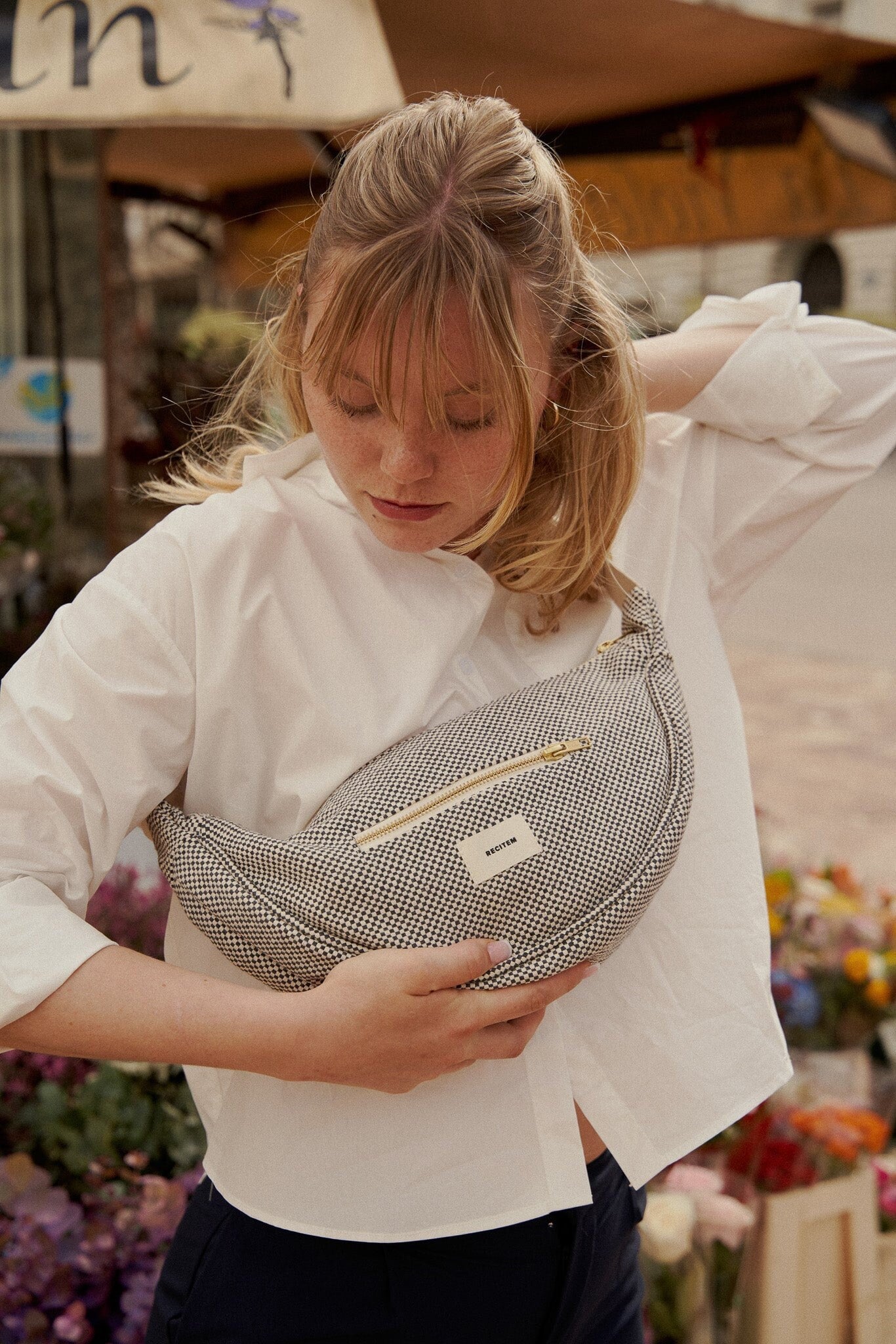 Charlie Halbmondtasche von Recitem