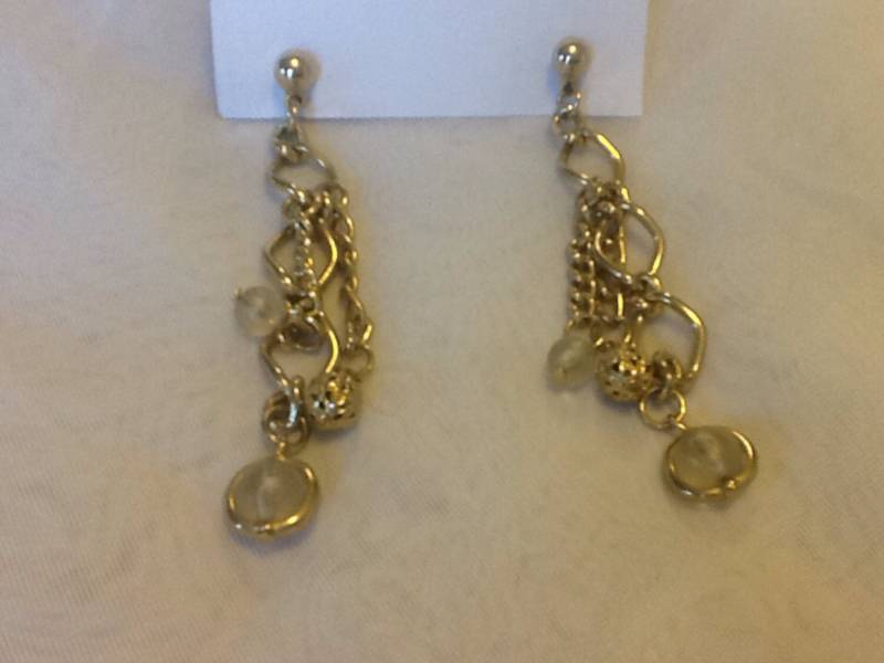 Vintage Ohrringe in Gold-Finish von ReclaimYouth