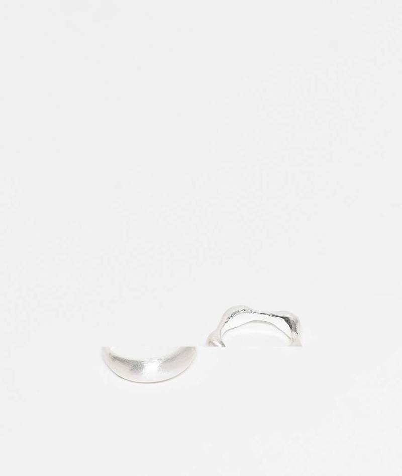 Reclaimed Vintage - 2er-Pack Unisex-Ringe in geschmolzener Silberoptik von Reclaimed Vintage
