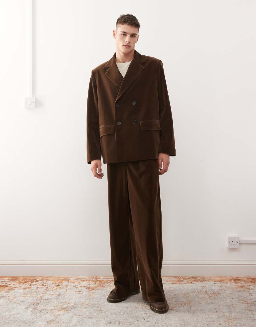 Reclaimed Vintage - Elegante Hose aus Samt in Braun mit weitem Bein, Kombiteil-Grau von Reclaimed Vintage