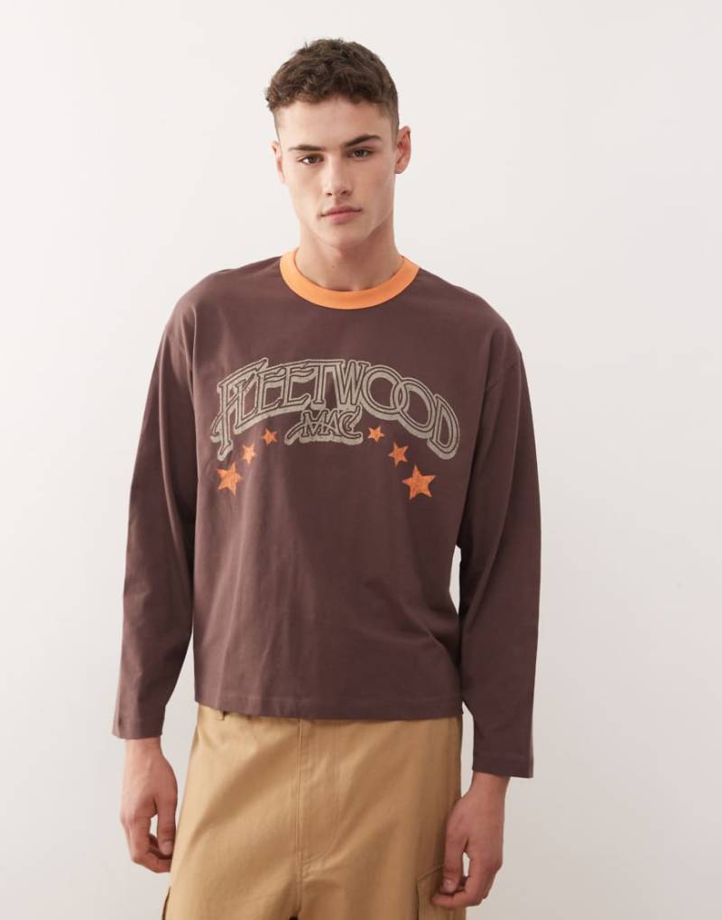 Reclaimed Vintage - Fleetwood Mac - Lizenziertes T-Shirt in Braun mit Kontrasteinfassung-Brown von Reclaimed Vintage