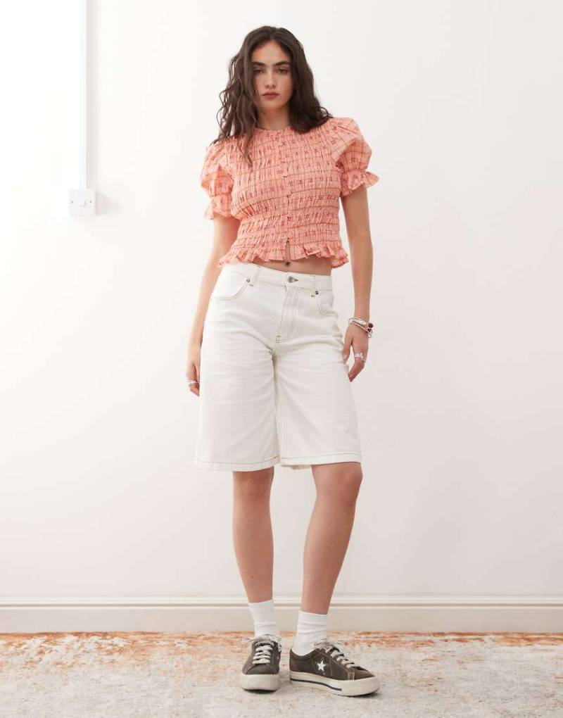 Reclaimed Vintage - Jeans-Jorts in Ecru-Weiß von Reclaimed Vintage