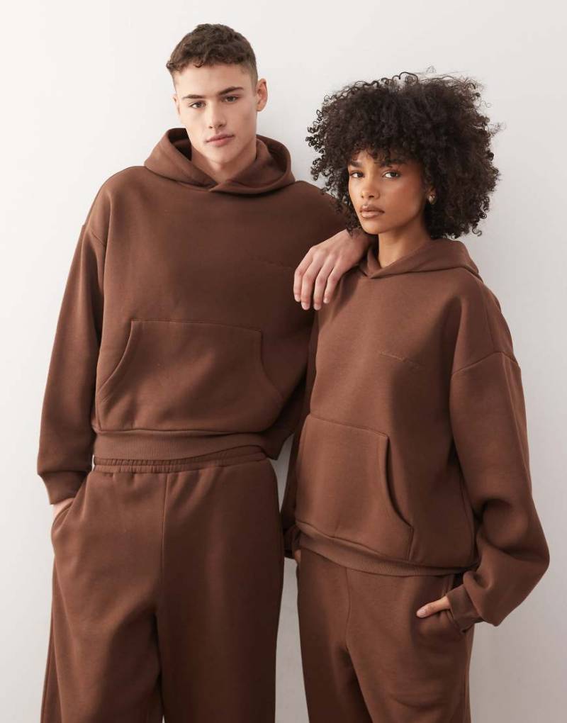 Reclaimed Vintage - Kastiger Unisex-Kapuzenpullover aus schwerem Material in Schokobraun, Kombiteil-Brown von Reclaimed Vintage