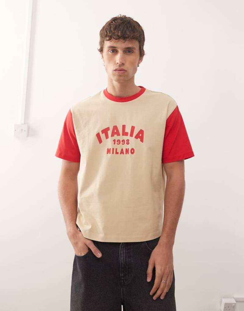 Reclaimed Vintage - Milano - Kastiges Cropped-T-Shirt in Beige mit Kontrast-Ärmeln-Weiß von Reclaimed Vintage