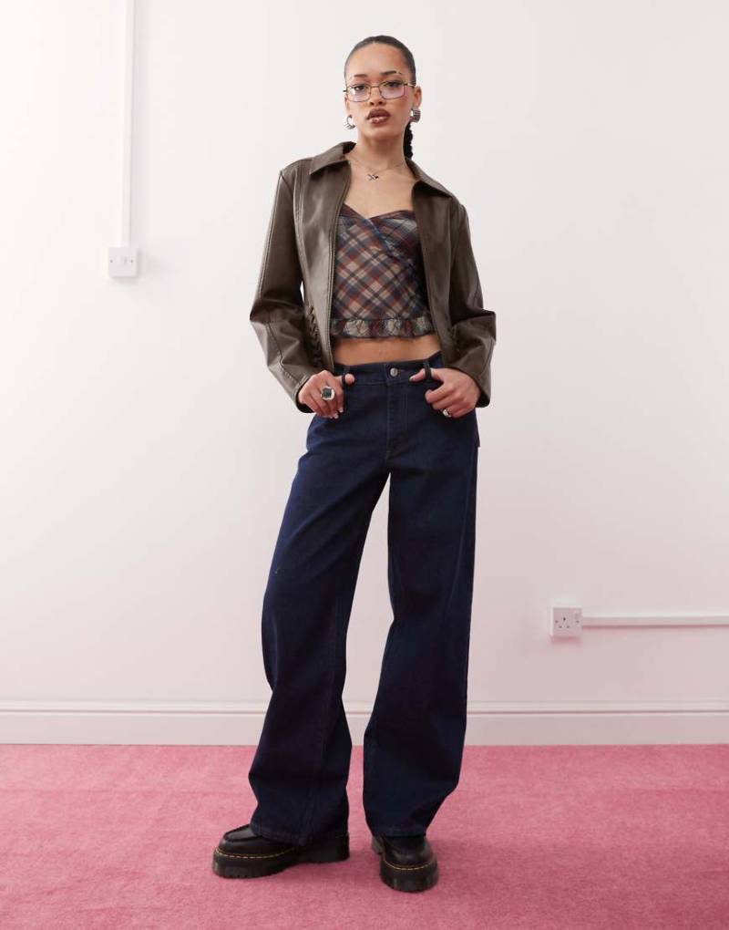 Reclaimed Vintage - Legere Jeans in Vintage-Indigoblau mit Baggy-Passform Reclaimed Vintage - Legere Jeans in Vintage-Indigoblau mit Baggy-Passform von Reclaimed Vintage