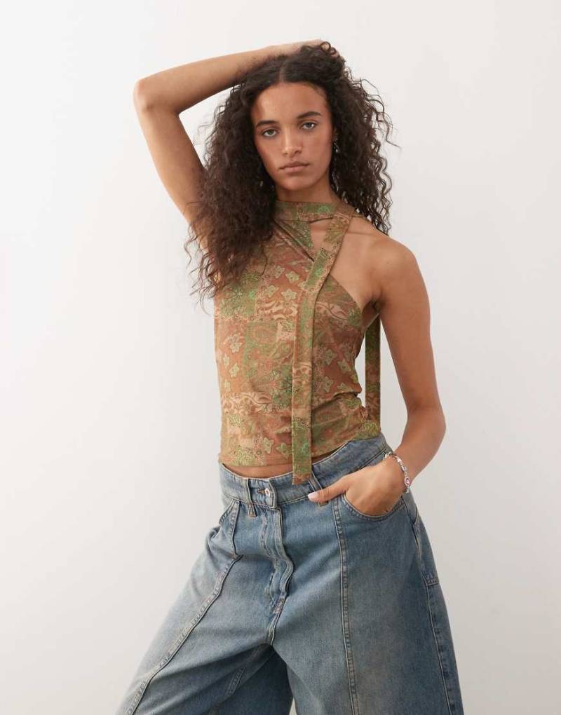 Reclaimed Vintage - Neckholder-Top mit Schal-Detail und Boho-Kachelmuster-Bunt Reclaimed Vintage - Neckholder-Top mit Schal-Detail und Boho-Kachelmuster-Bunt von Reclaimed Vintage