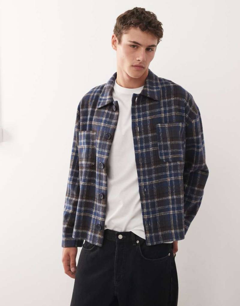 Reclaimed Vintage - Oversize-Hemdjacke in Blau kariert-Bunt von Reclaimed Vintage