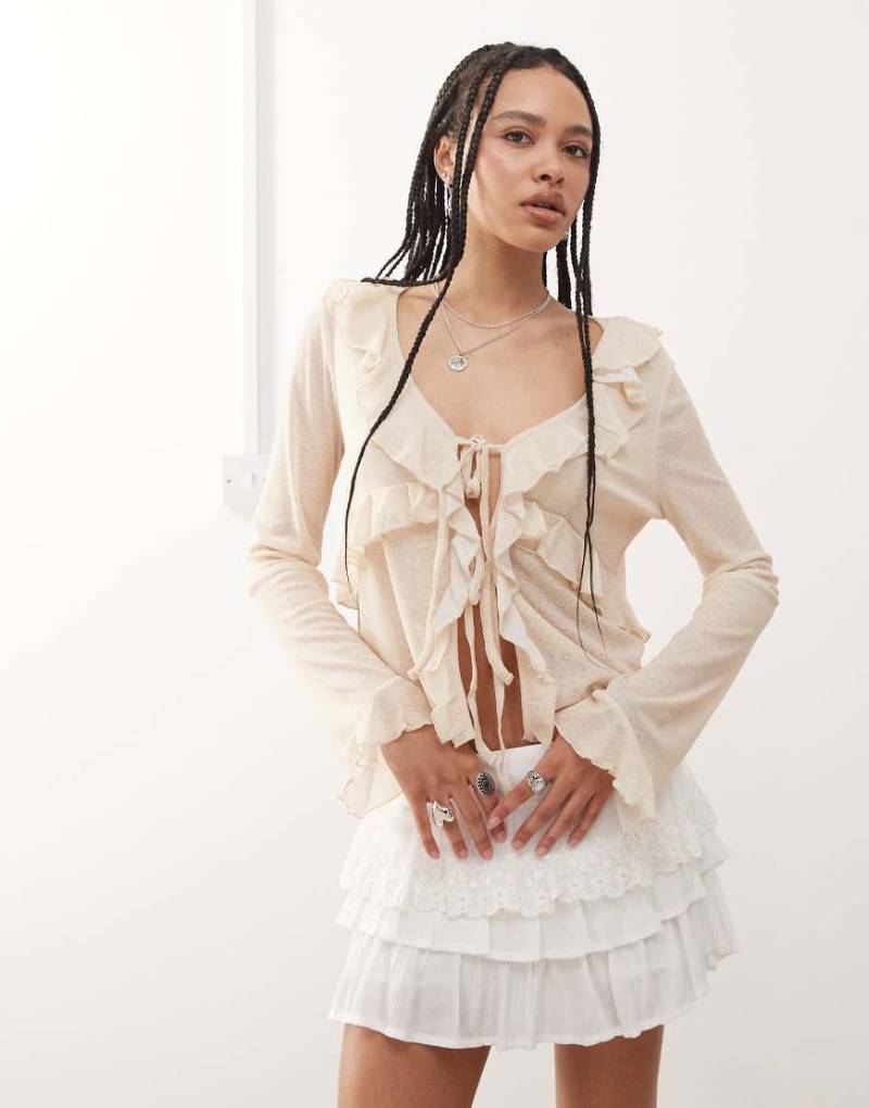 Reclaimed Vintage - Rüschenbluse in Buttergelb Reclaimed Vintage - Rüschenbluse in Buttergelb von Reclaimed Vintage