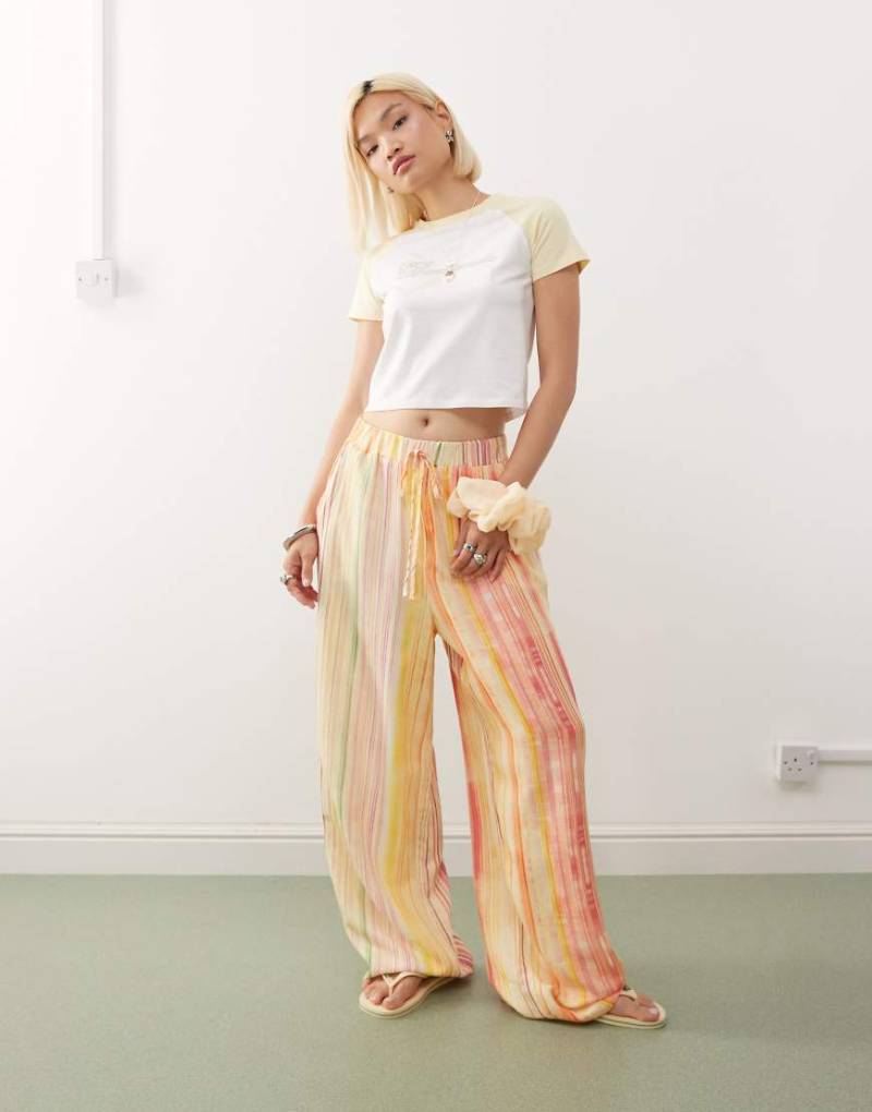 Reclaimed Vintage - Schlupfhose in Rosa und Gelb gestreift-Bunt von Reclaimed Vintage