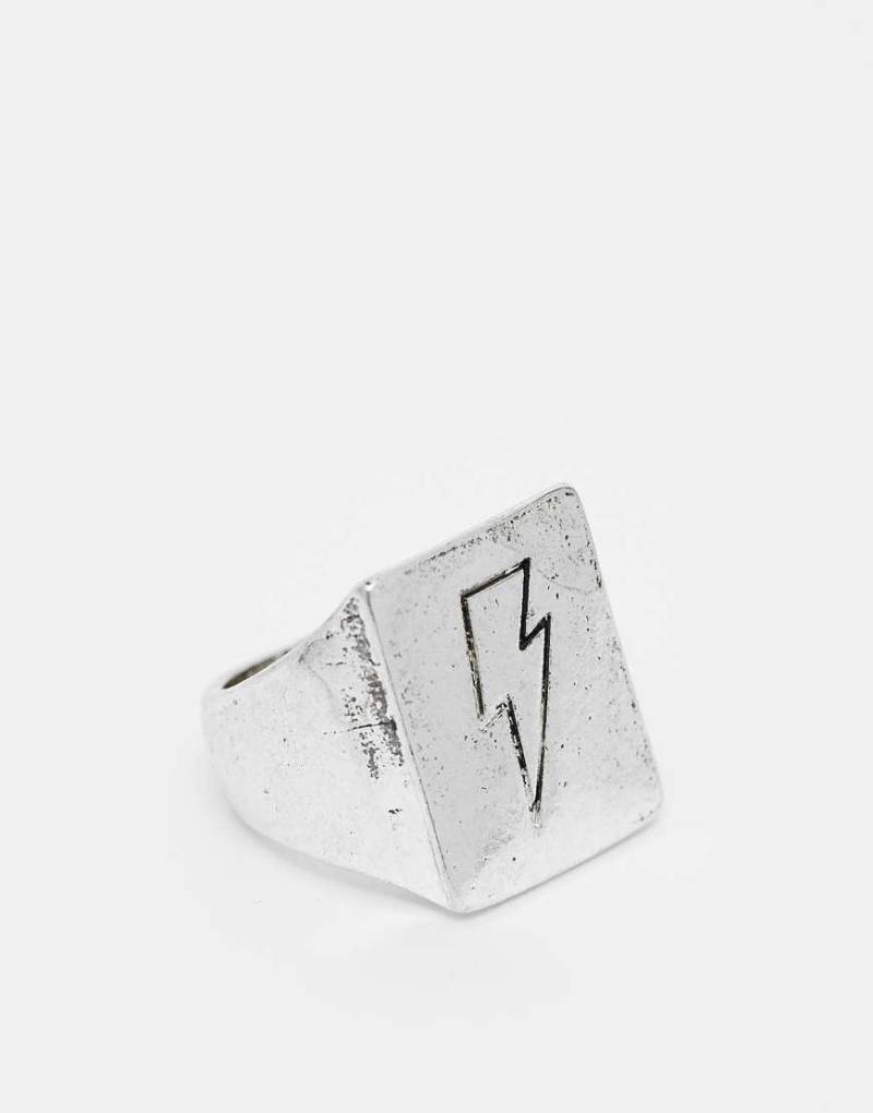 Reclaimed Vintage - Silberfarbener Unisex-Siegelring mit Blitzmotiv von Reclaimed Vintage