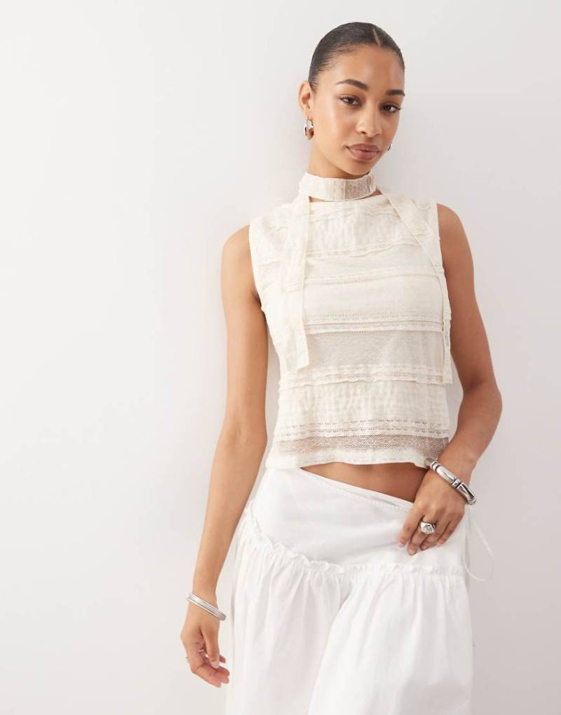Reclaimed Vintage - Tanktop aus strukturiertem Jersey und Spitze in Creme mit U-Boot-Ausschnitt und passendem Schal-Weiß von Reclaimed Vintage