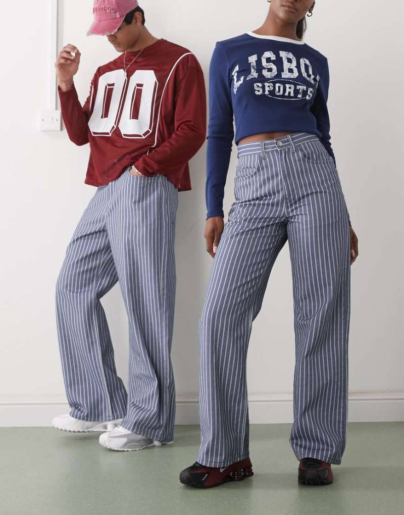 Reclaimed Vintage - Unisex-Baggyjeans in Blau mit Nadelstreifen von Reclaimed Vintage