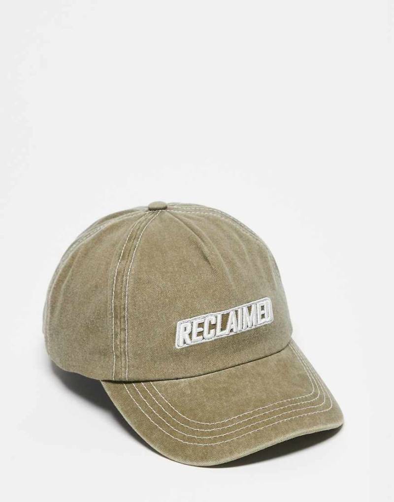 Reclaimed Vintage - Unisex - Logo-Kappe in verwaschenem Khaki mit Logo-Grün von Reclaimed Vintage