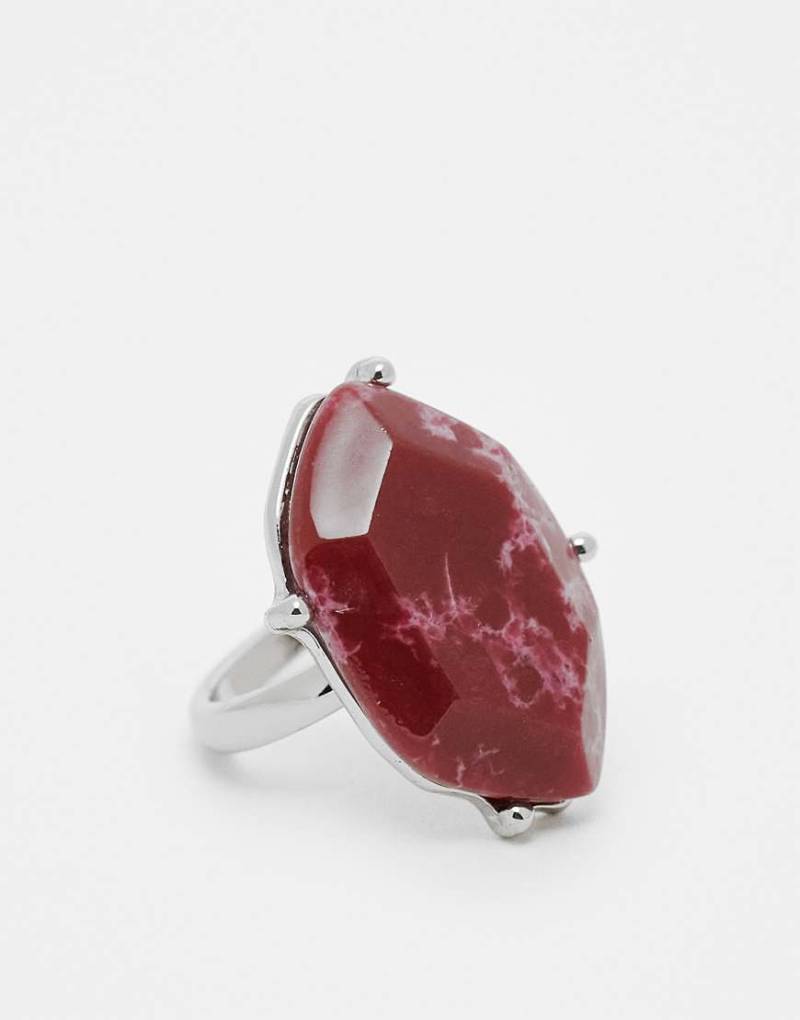 Reclaimed Vintage - Unisex-Ring in Silber mit rotem Kunststein von Reclaimed Vintage