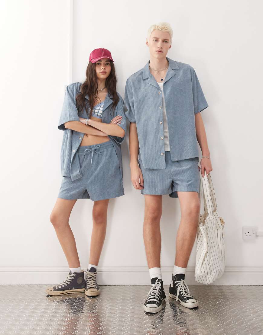 Reclaimed Vintage - Unisex-Shorts aus Cord in Blau Reclaimed Vintage - Unisex-Shorts aus Cord in Blau von Reclaimed Vintage