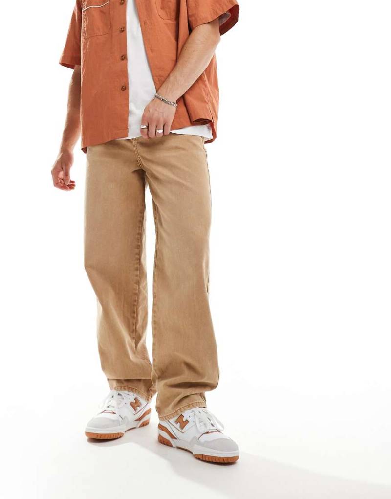 Reclaimed Vintage - Weite Dad-Jeans in Sand-Braun von Reclaimed Vintage