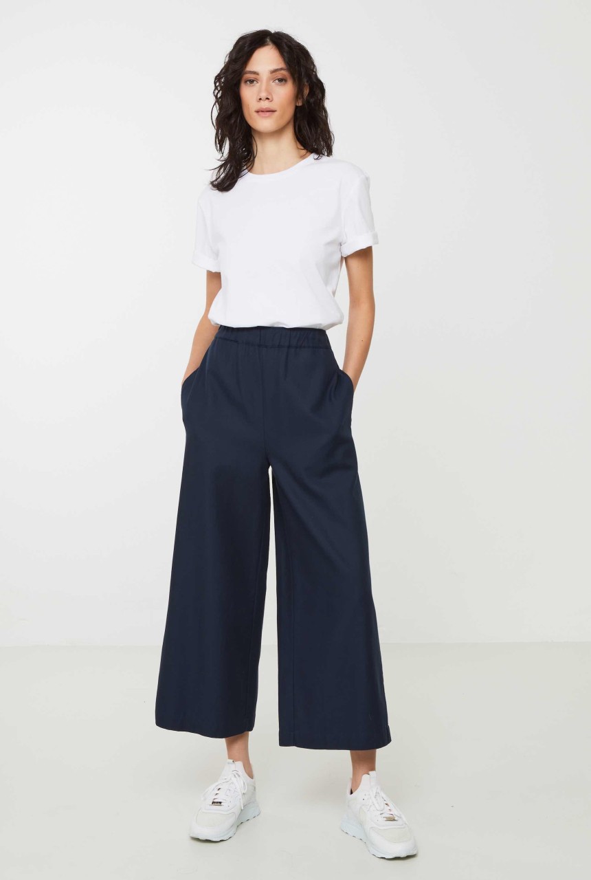 AUBRIETA | Recolution | vegane Hose | dark navy XS von Recolution