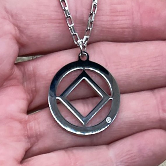 Betäubungsmittel Anonymer Anhänger Edelstahl Na Medaillon, Nüchternheitsgeschenk Betäubungsmittel Anonymer Anhänger Edelstahl Na Medaillon, Nüchternheitsgeschenk von RecoveryBling