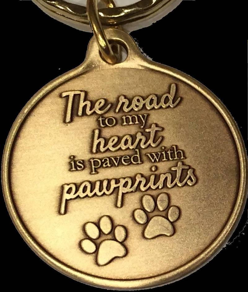 Der Weg Zu Meinem Herzen Ist Gepflastert Mit Paw Prints Doppel Print Bronze Schlüsselanhänger Der Weg Zu Meinem Herzen Ist Gepflastert Mit Paw Prints Doppel Print Bronze Schlüsselanhänger von RecoveryChip