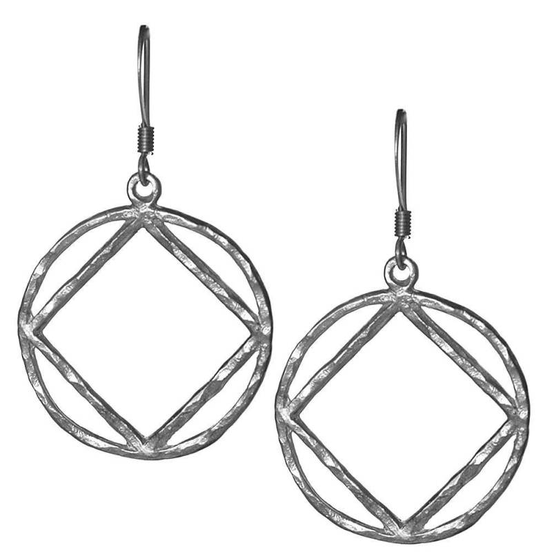 Narcoics Anonymous Na Symbol Gehämmerte Style Ohrringe von RecoveryIsAGift