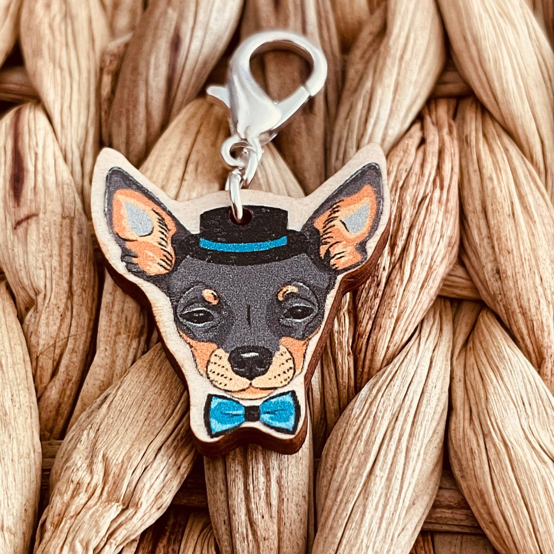 Chihuahua Schlüsselanhänger, Hund Holz Schlüsselanhänger von RecoveryJewelries