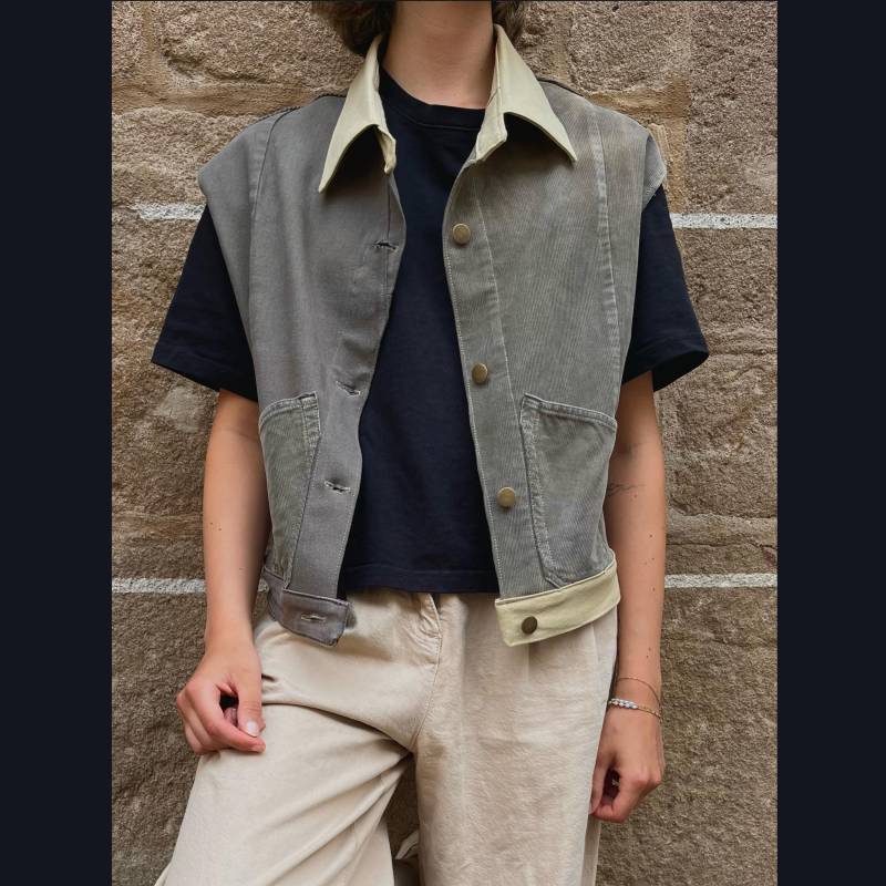 Weste Aus Jeansstoff/Denim Ärmellose Jeansweste Mit Kragen Upcycling Übergangsjacke Unisex Weste Aus Jeansstoff/Denim Ärmellose Jeansweste Mit Kragen Upcycling Übergangsjacke Unisex von Recrave