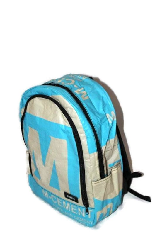 Rucksack Backpack Recyclingtasche Eco 43x29x14 cm Recycelt Recycled Upcycling Reisetasche Reisegepäck Schulrucksack Büchertasche Rucksack Backpack Recyclingtasche Eco 43x29x14 cm Recycelt Recycled Upcycling Reisetasche Reisegepäck Schulrucksack Büchertasche von RecycledCementbags