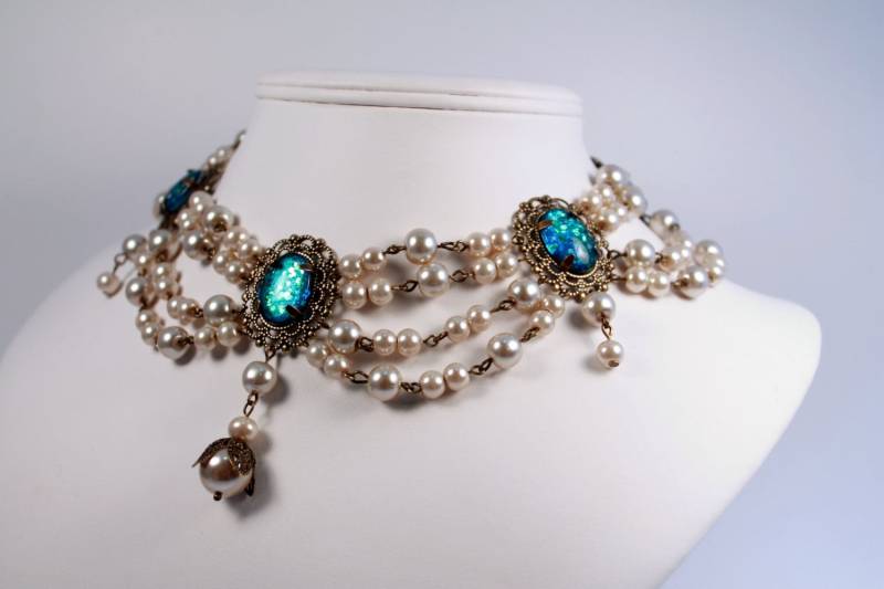 Lotus Perle Tudor Halskette, Renaissance Mittelalter Trachtenschmuck, Hochzeit Braut, Regency Schmuck von RecycledRockstah