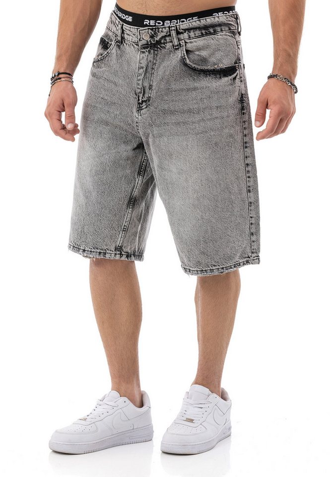 RedBridge Jeansshorts by Denim House - Baggy Jeans Shorts im Vintage Look, 5-Pocket-Design von RedBridge