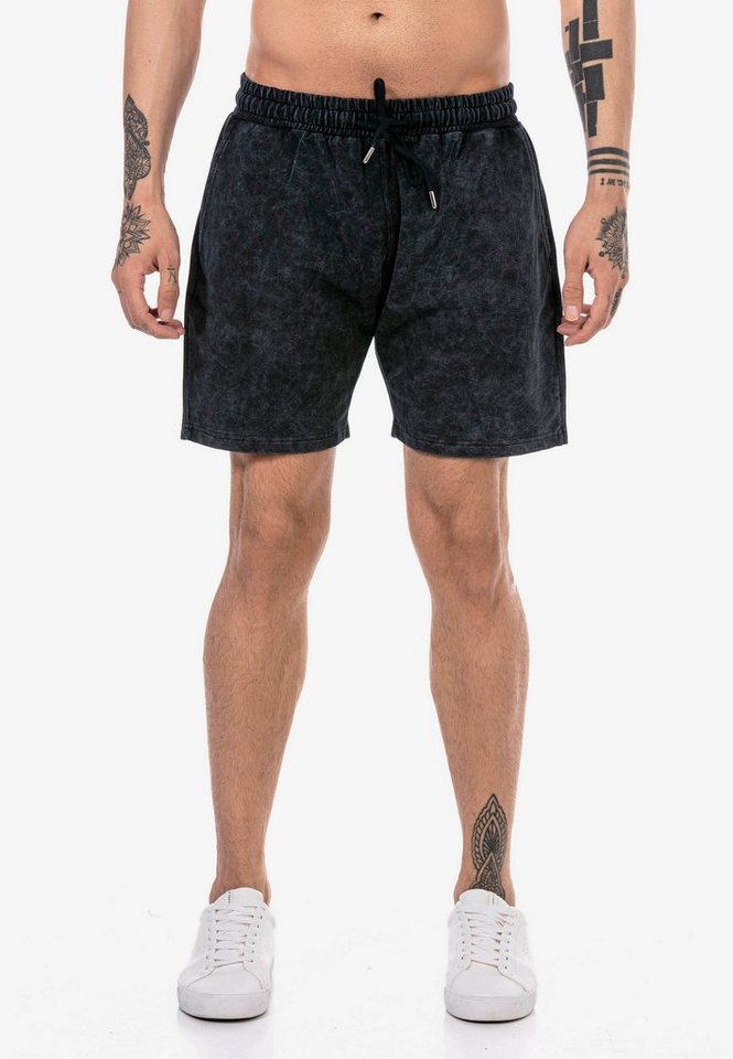 RedBridge Shorts Saint Helens in modernem Design von RedBridge