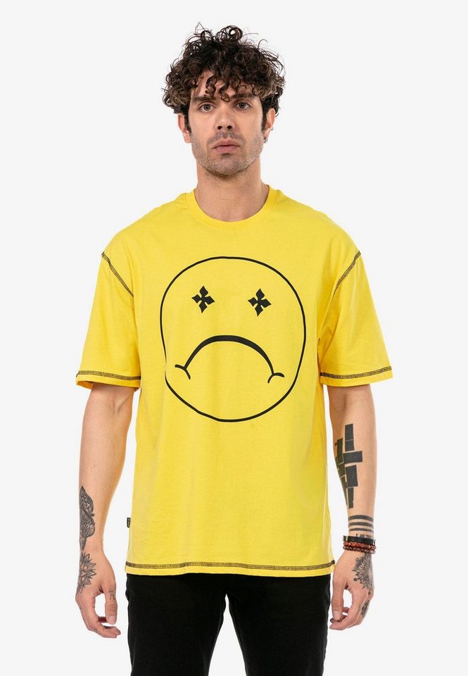 RedBridge T-Shirt Aberdeen mit modischem Sad Smiley-Frontprint von RedBridge