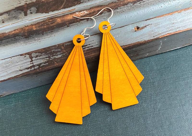 Orange Holzohrringe Statement Ohrringe Aus Holz von RedCherryGems