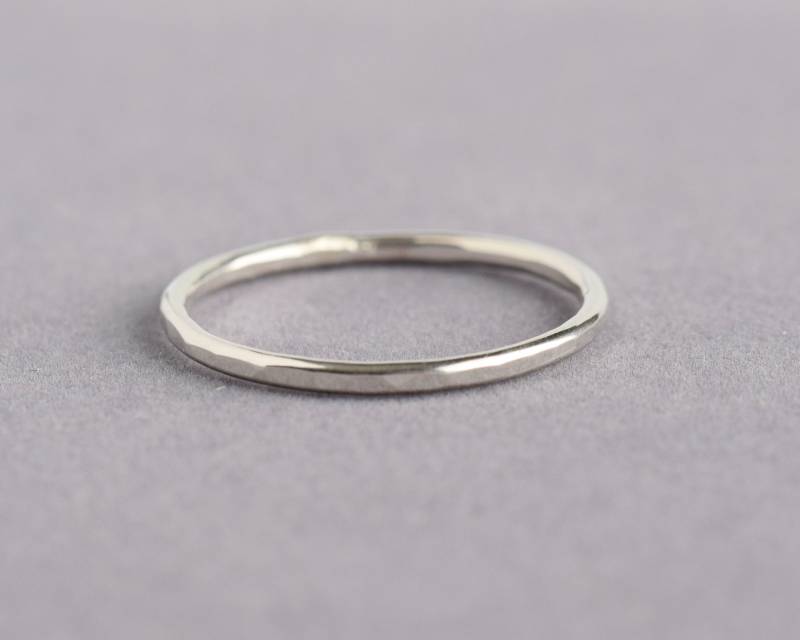 Handgemachter Sterling Silber Stapelring Handgemachter Sterling Silber Stapelring von RedCurlJewelry